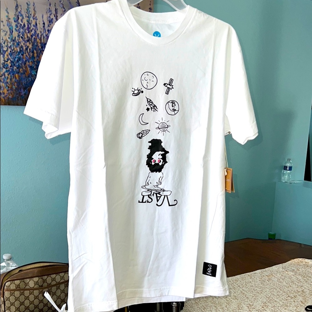 COPY - Vast White Graphic T-Shirt